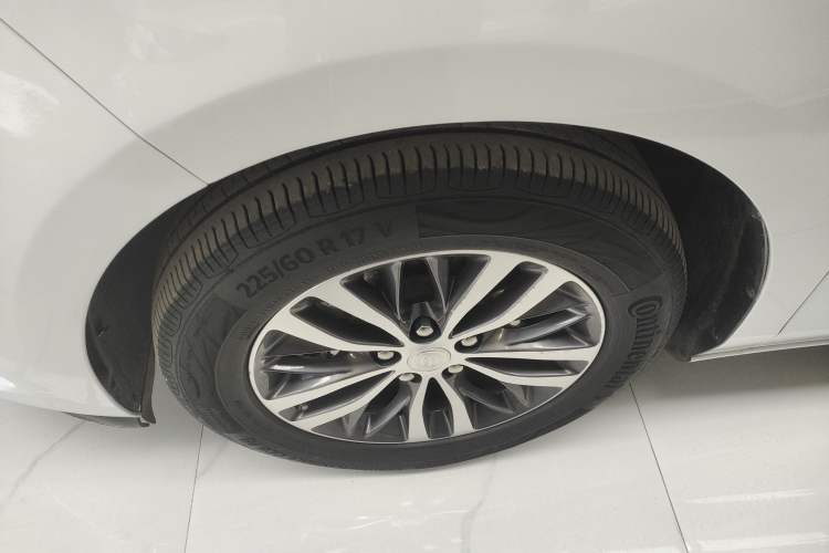 Used Buick GL8 2022 ES Landtrek 653T Comfort Edition
