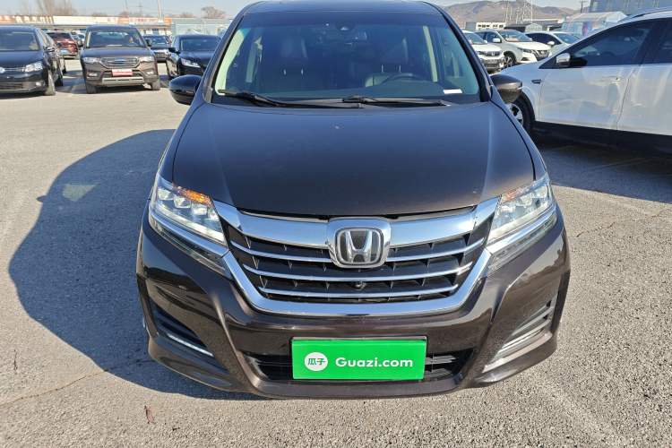Used Honda Elysion 2016 2.4L Supreme Edition
