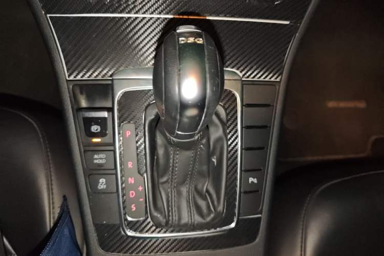 Used Volkswagen Magotan 2016 1.8TSI Smart Comfort Model
