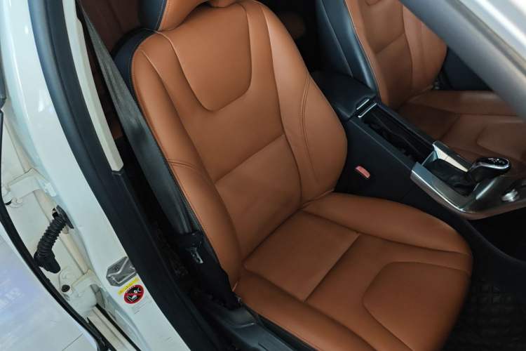 Used Volvo S60 2016 S60L T4 Zhiyuan Edition