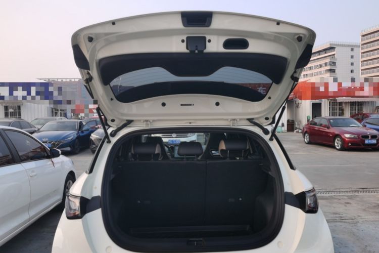 Used BYD Dolphin 2023 420 km Fashion Edition
