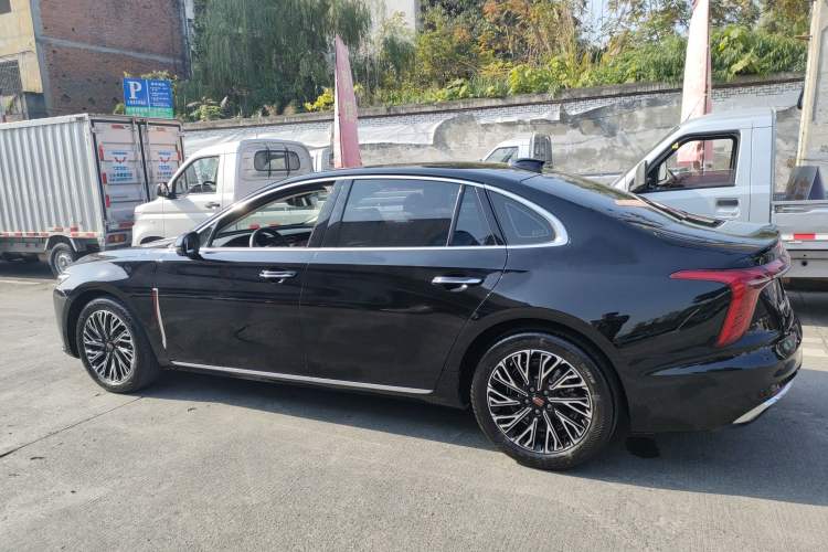 Used Hongqi H5 2024 2.0T Automatic Smart Connect Flagship Edition
