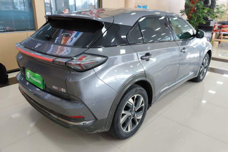 Used NETA U 2023 NETA U-Ⅱ Challenge Edition 400 U Show – Lithium Iron Phosphate
