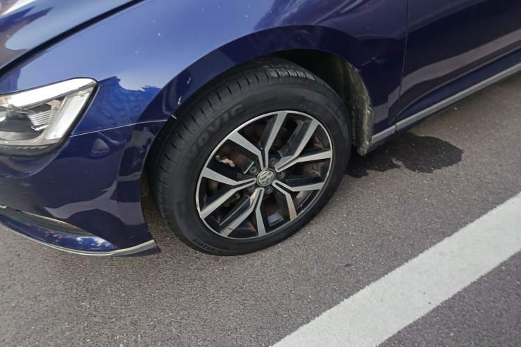 Used Volkswagen Variant 2018 380TSI Two-Wheel Drive Comfort Edition
