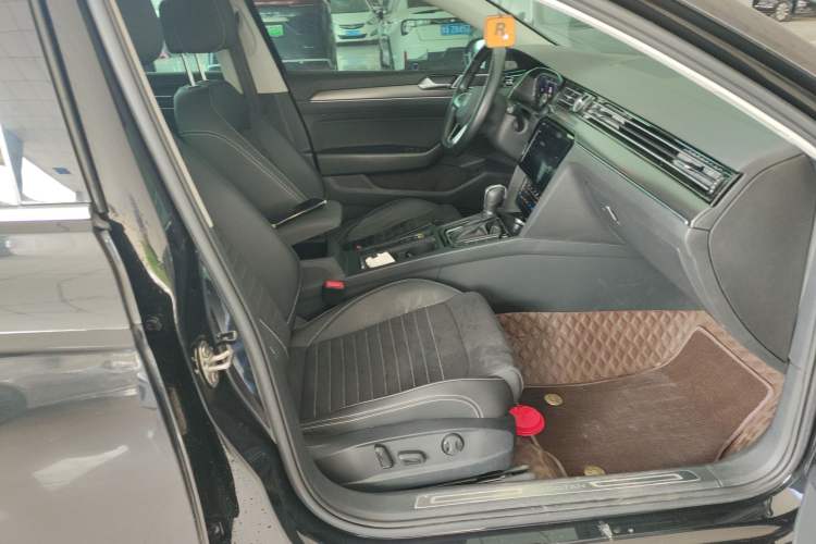 Used Volkswagen Magotan 2020 330TSI DSG Luxury Edition
