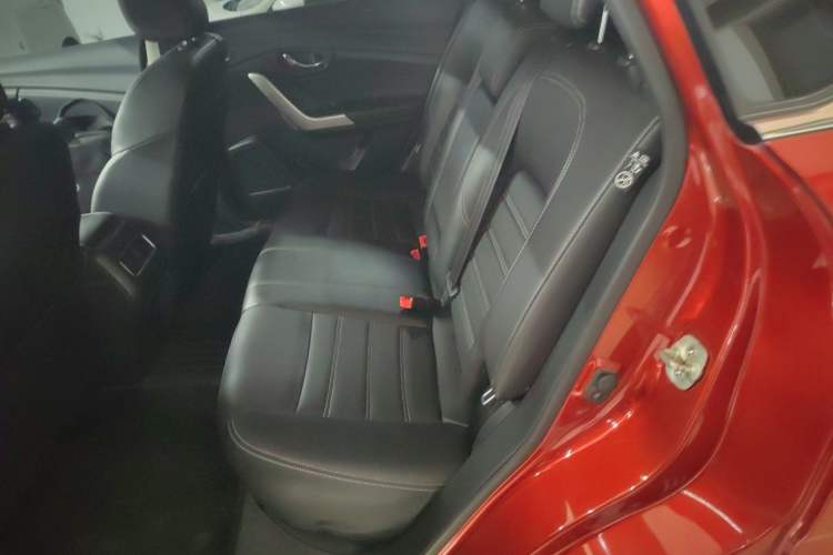 Used Venucia T90 2017 2.0L CVT Smart Edition
