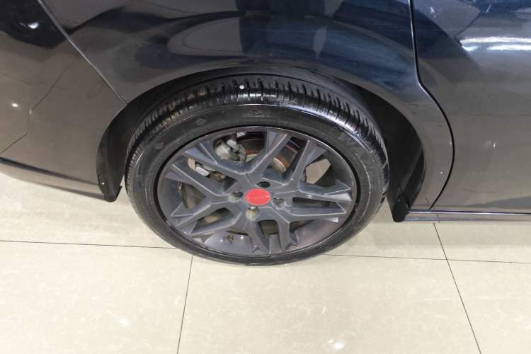 Used Dongfeng Aeolus Yixuan 2022 230T Automatic Adaptive-Beam Knight Edition
