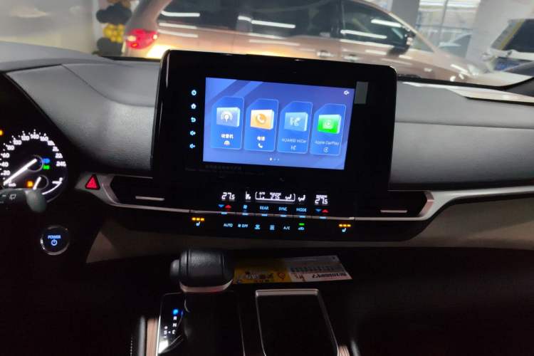 Used Toyota Sienna 2021 2.5L Hybrid Luxury Edition
