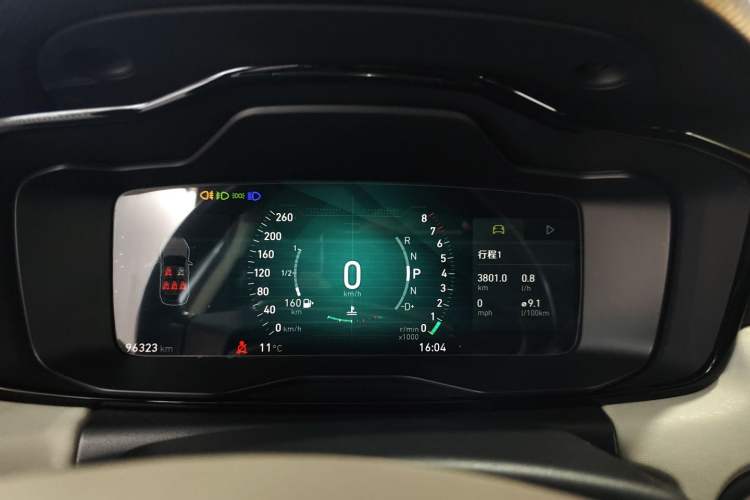 Used Lynk & Co 02 2018 1.5T DCT Two-Wheel Drive Zhaopu Version China V Standard
