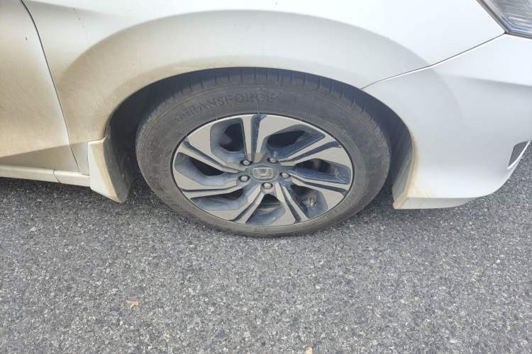 Used Honda Crider 2016 1.8L CVT Luxury Edition
