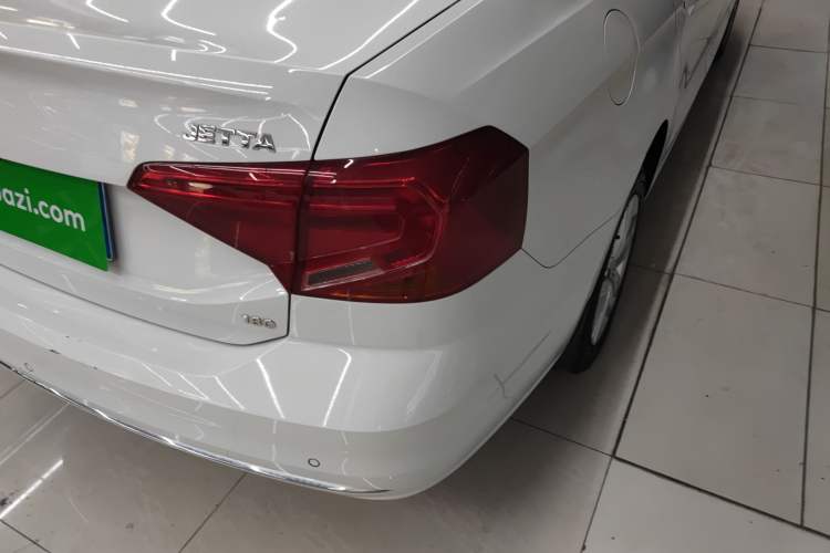 Used Volkswagen Jetta 2017 1.5L Automatic Comfort Model