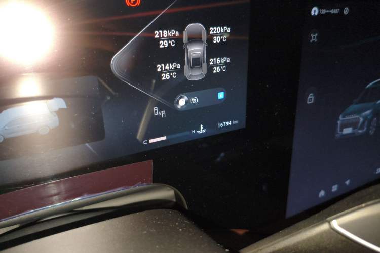 Used  Lanyue 2023 400T Four-Wheel Drive Star Prestige Edition 6 Seats
