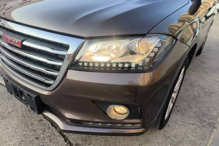 Used Haval H2 2016 Red-Label 1.5T Manual Two-Wheel Drive Luxury Model
