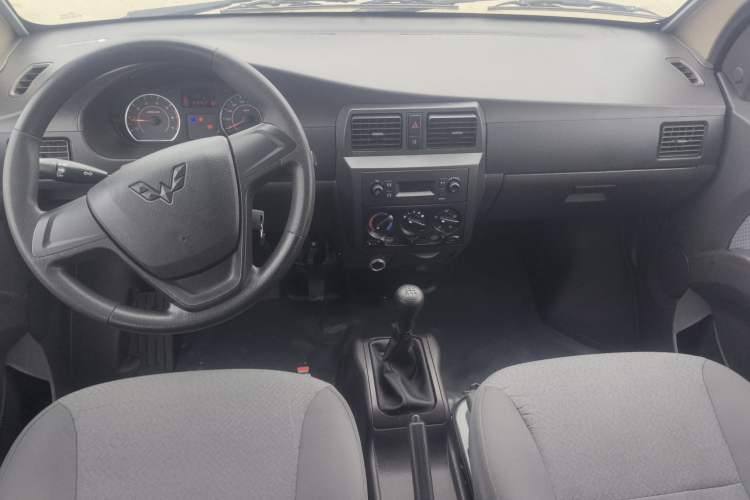 Used Wuling Rongguang 2021 1.5L Extended Standard Version with Air Conditioning – L3C
