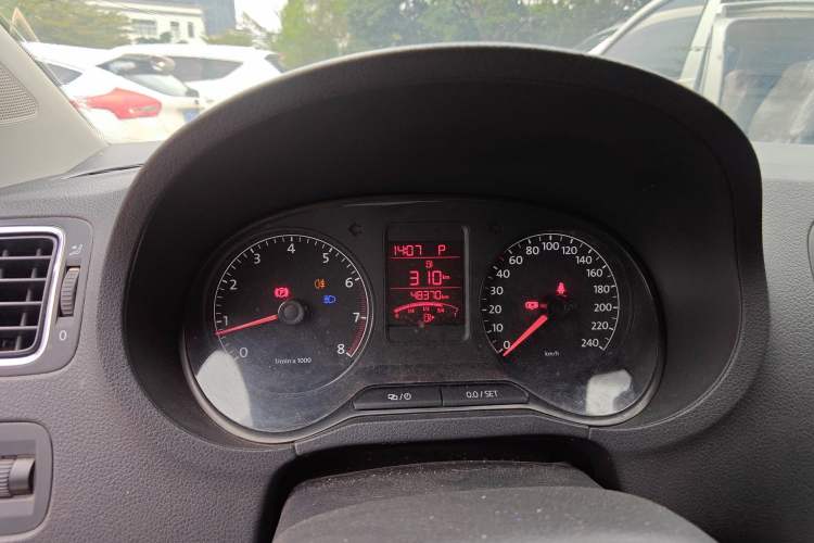 Used Volkswagen Polo 2013 1.4L Automatic Comfort Edition