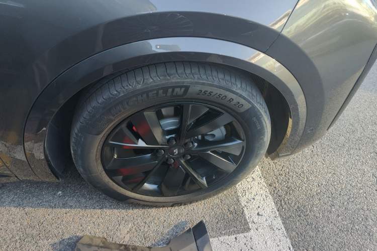 Used Li Auto L8 2023 Max model
