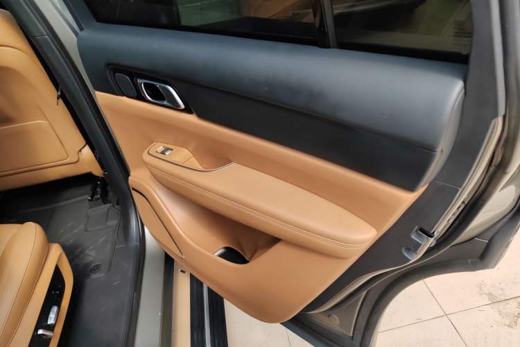 Used Li Auto ONE 2021 Extended-Range 6-Seater Version
