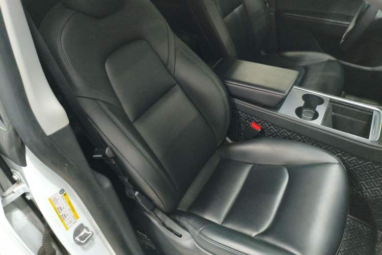 Used Tesla Model Y 2022 Rear-Wheel-Drive Version
