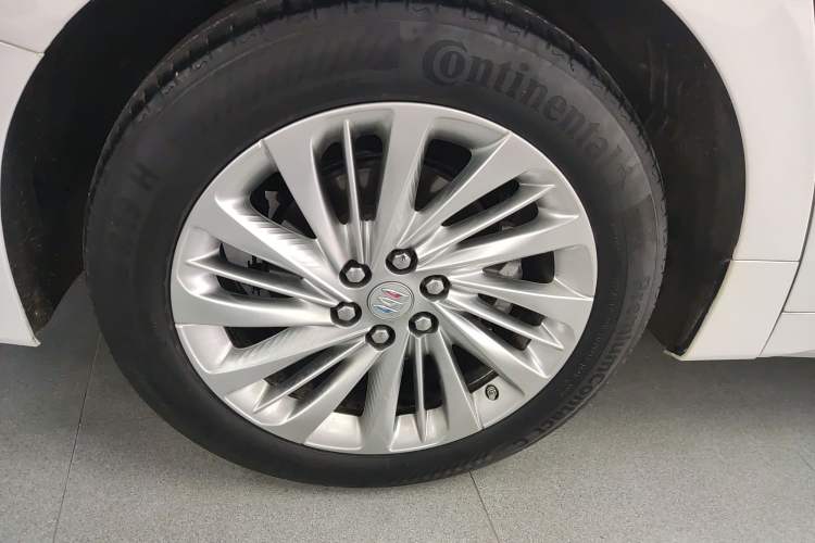 Used Buick Century 2023 2.0T Six-Seater Yinshi Edition
