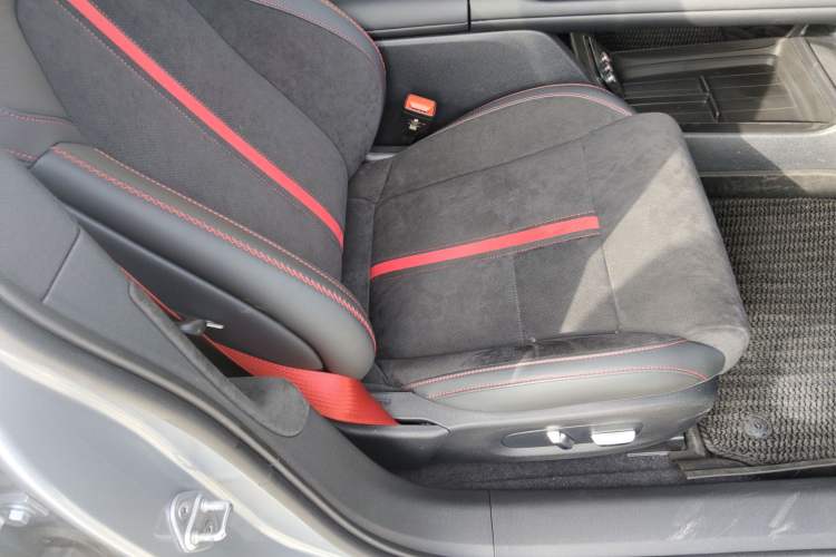 Used  SU7 Ultra 2025 Ultra Model
