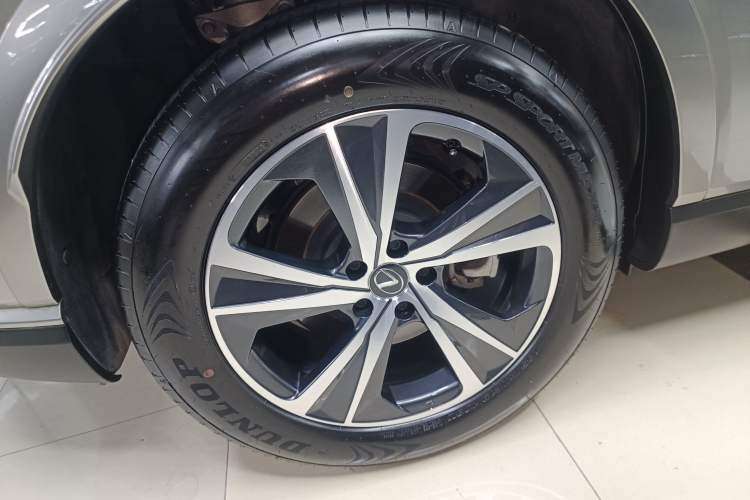 Used Lexus RX 2023 350h Two-Wheel Drive Enjoyment Version
