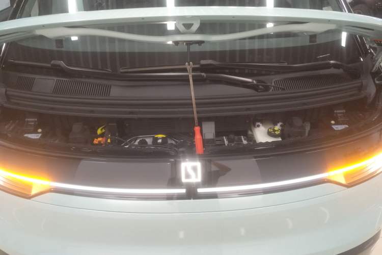 Used Zeekr MIX 2025 Long-Range Intelligent Driving Edition
