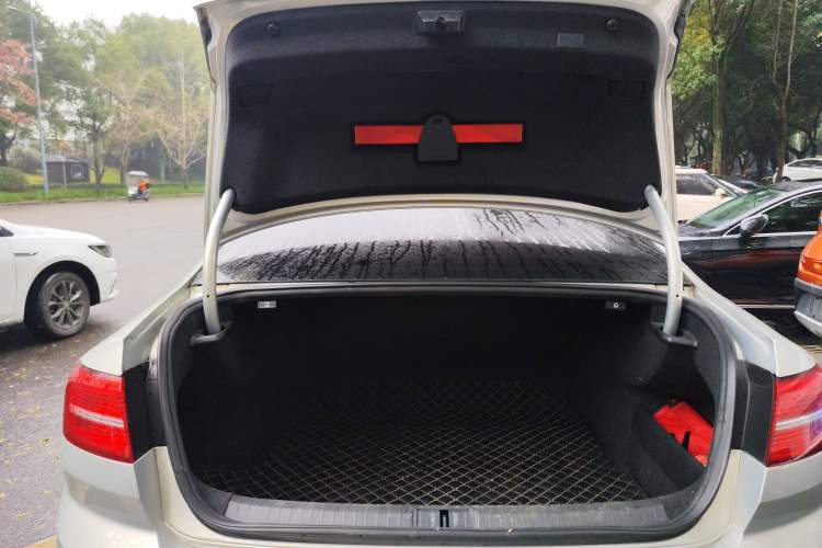 Used Volkswagen Magotan 2017 330TSI DSG Luxury Model