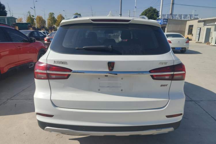 Used Roewe RX5 2016 20T Two-Wheel Drive Automatic Internet Smart Edition
