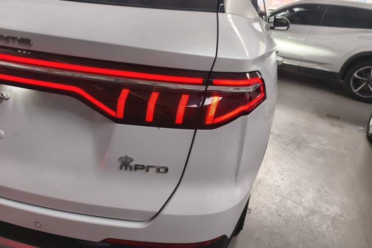 Used BYD Song Pro 2019 1.5T Automatic Elite Edition
