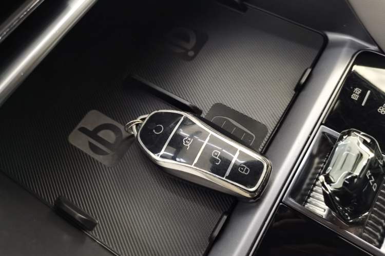 Used BYD Song PLUS New Energy 2023 Champion Edition EV 520KM Flagship Model
