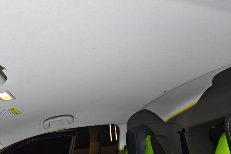 Used Roewe Clever 2021 302 km New Four-Seater Super-Efficient Version