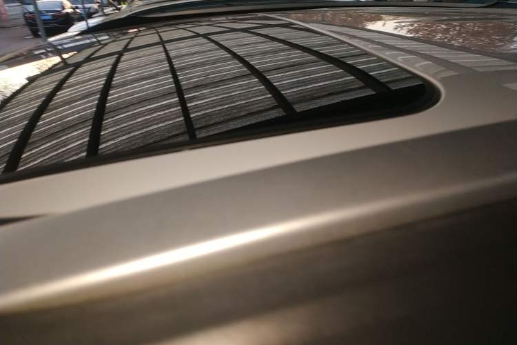 Used Buick Encore 2015 1.4T Automatic Two-Wheel Drive Urban Elite Version
