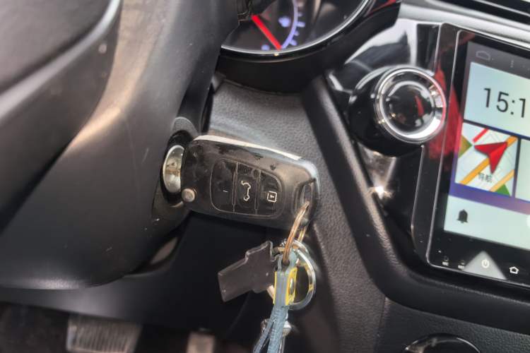 Used Kia K2 2015 Sedan 1.4L Automatic GLS
