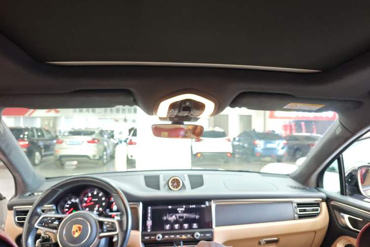 Used Porsche Macan 2021 Macan 2.0T