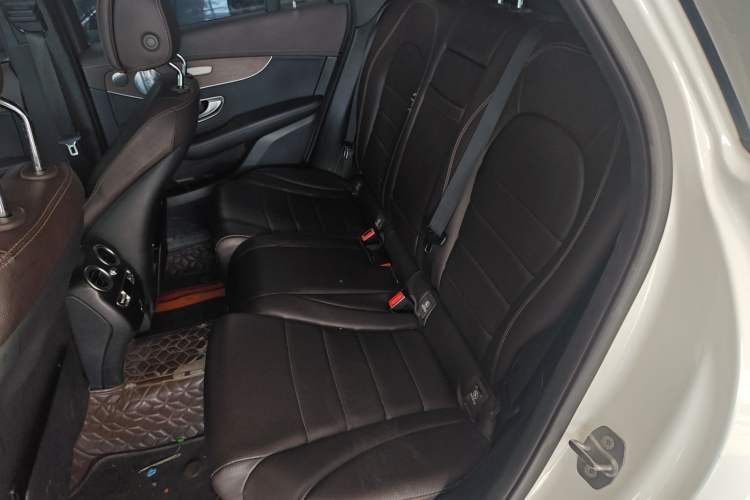 Used Mercedes-Benz GLC 2021 GLC 300 L 4MATIC Dynamic Model
