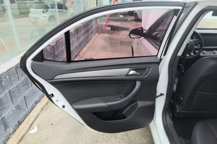 Used Roewe 360 2018 PLUS 1.5L Automatic Luxury Edition
