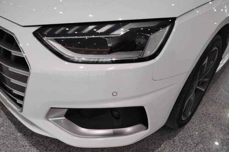 Used Audi A4L 2020 40 TFSI Fashionable and Elegant Model