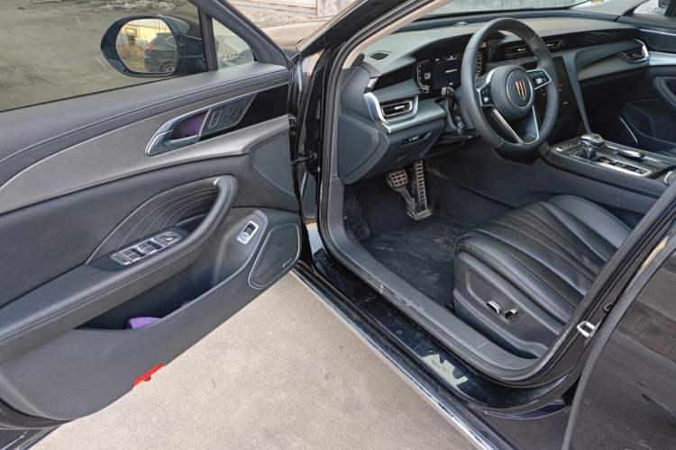 Used Hongqi H5 2023 2.0T Automatic Smart Connect Flagship Edition
