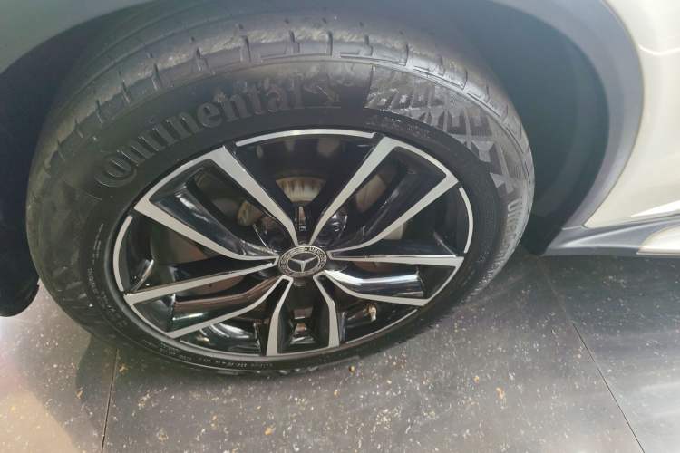 Used Mercedes-Benz GLC 2020 GLC 300 L 4MATIC Dynamic Edition
