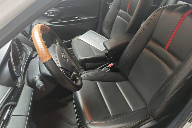 TDK.VehicleDetails.img