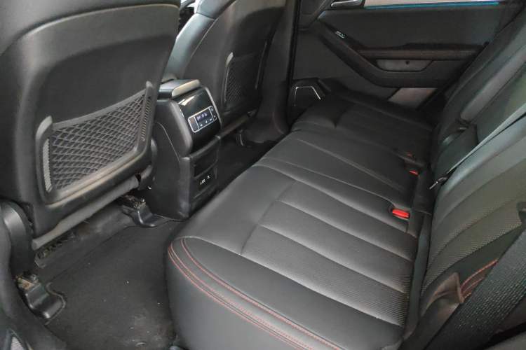 Used BYD Tang New Energy 2018 DM 2.0T All-Wheel Drive Smart Connectivity Luxury Model 7 Seats China V Emission Standard