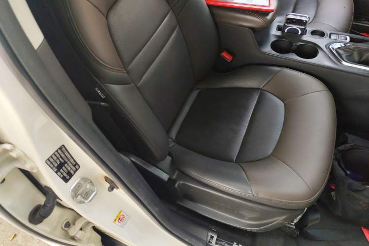 Used GAC Trumpchi GS4 2017 235T Automatic Two-Wheel Drive Luxury Smart Connectivity Version
