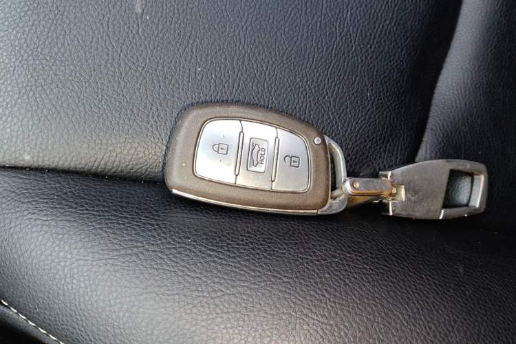 Used Hyundai Elantra 2016 1.6L Automatic Prestige Edition