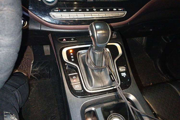 Used GAC Trumpchi M6 2021 PRO 270T DCT Luxury Edition
