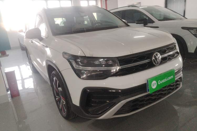 Used Volkswagen Tharu 2024 300TSI Two-Wheel-Drive Moon Luxury Edition