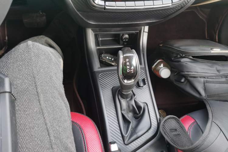 Used Luxgen U5 SUV 2017 1.6L CVT Jazz Edition
