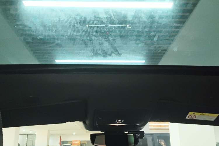 Used Land Rover Discovery Sport 2022 Revised Version 249 PS R-Dynamic S Performance Edition 5 Seats