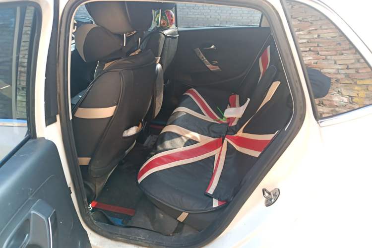 Used Volkswagen Polo 2016 1.4L Manual Fashion Model