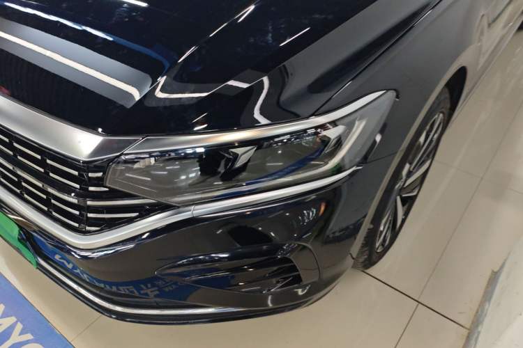 Used Volkswagen Passat 2022 330TSI Elite Edition Custom Version
