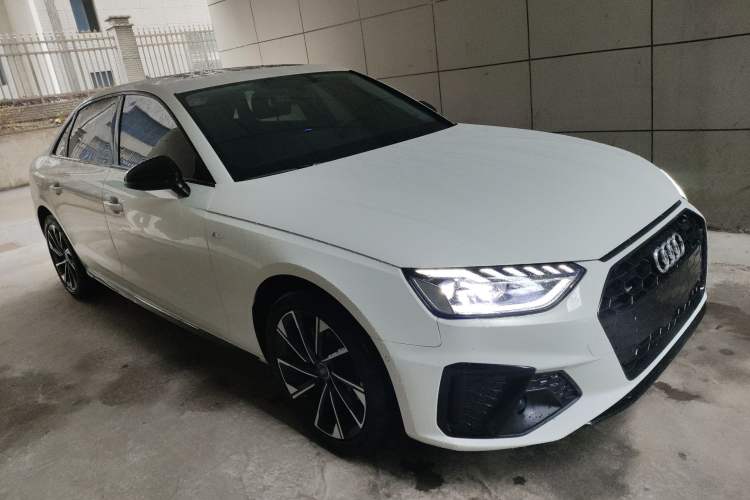 Used Audi A4L 2022 40 TFSI Luxury Dynamic Model